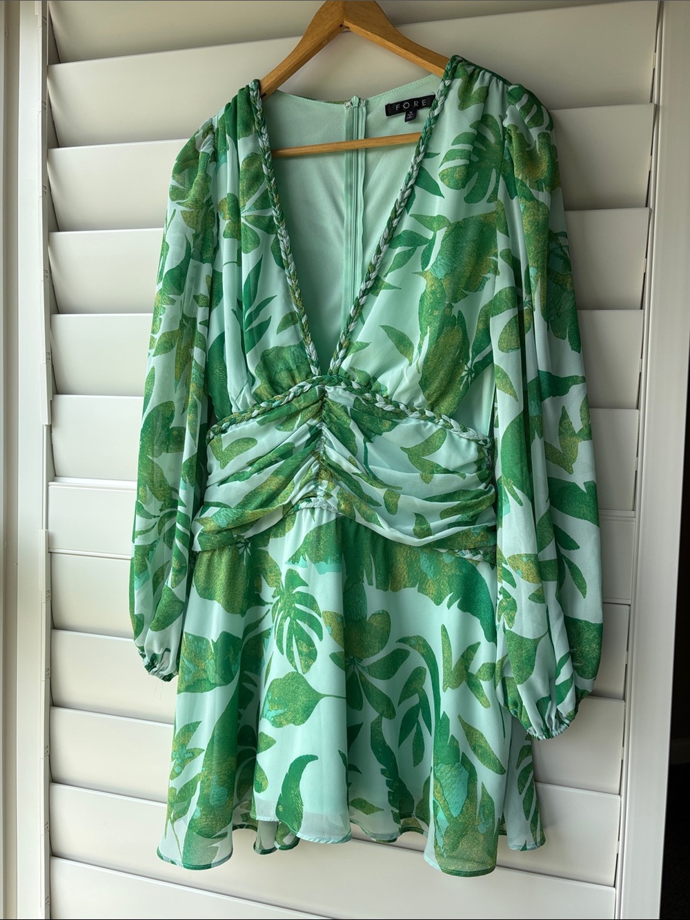 FORE New Green Leaf-Print V-Neck Mini Dress